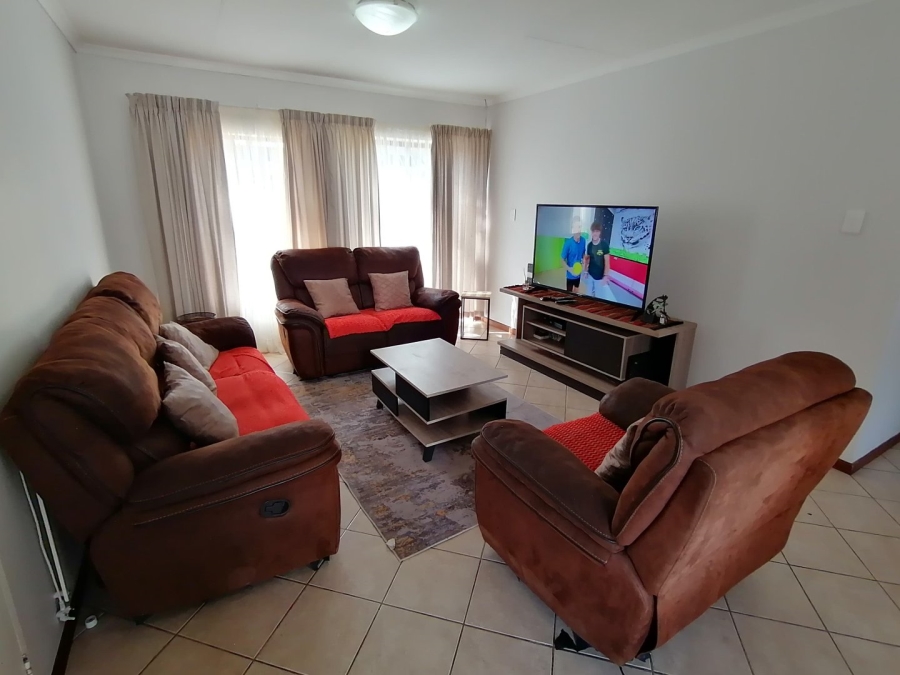 3 Bedroom Property for Sale in Hillside Free State